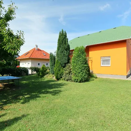 Nyaraló Holiday Balaton H2101 *